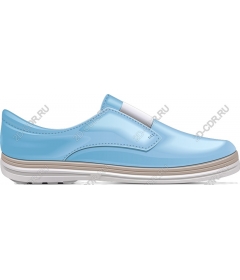  Blue pumps
